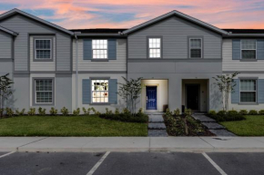 5 Bedroom-4 Bathroom Windsor Island 112 Jw